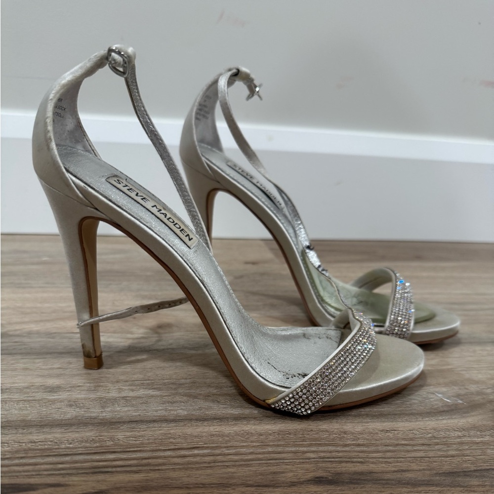 Steve Madden Silver Satin Rhinstone Stecy Heel